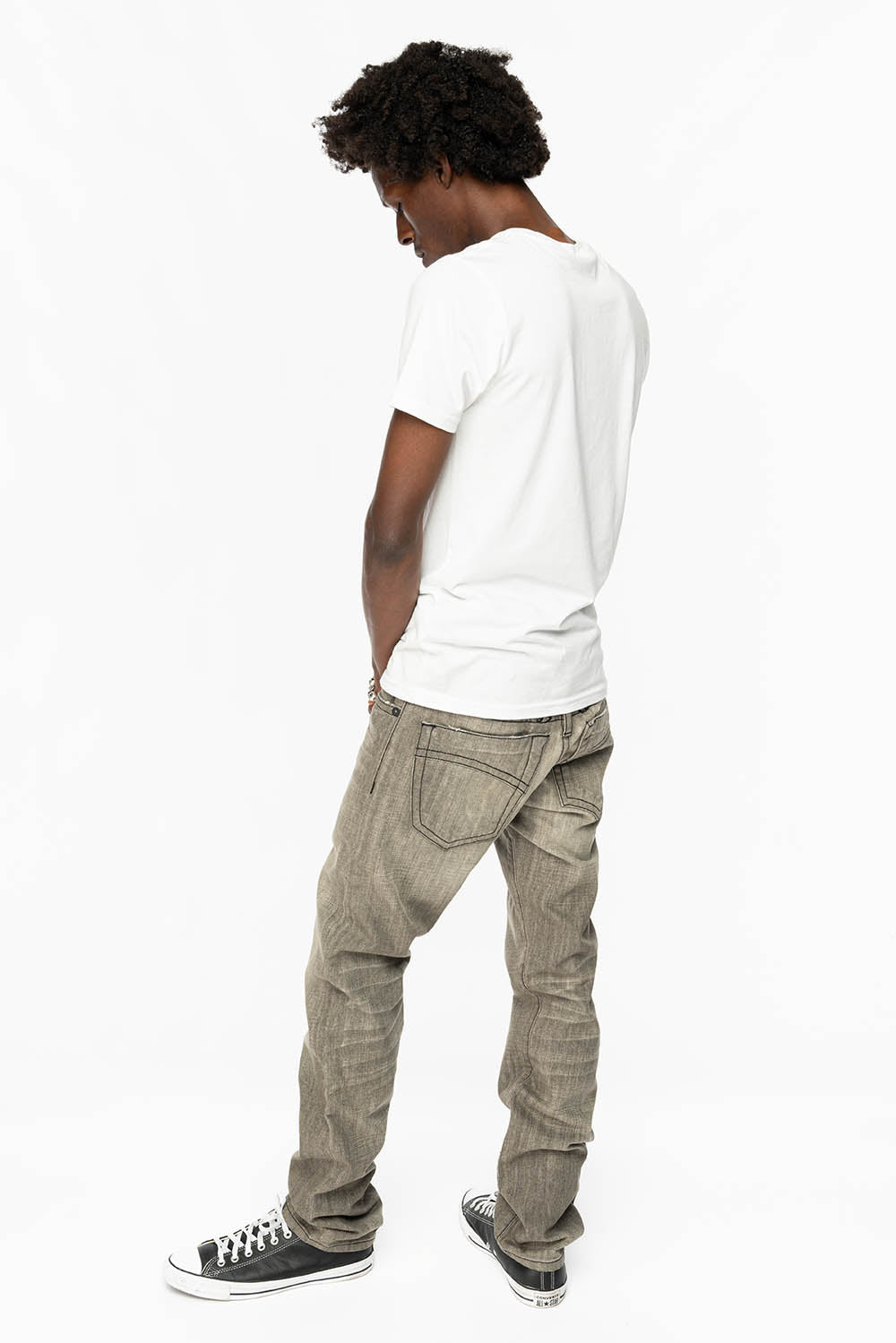 CLASSIC 5 POCKET SLIM LEG JEANS IN GREY 3D LIGHT WASH - Image 5
