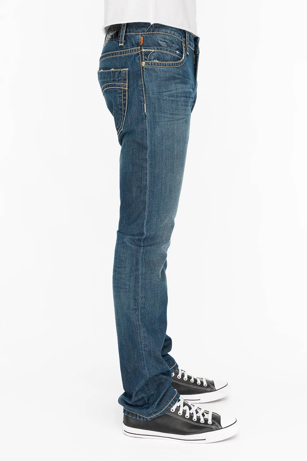 CLASSIC 5 POCKET STRAIGHT LEG IN 3D MEDIUM WASH - Image 4