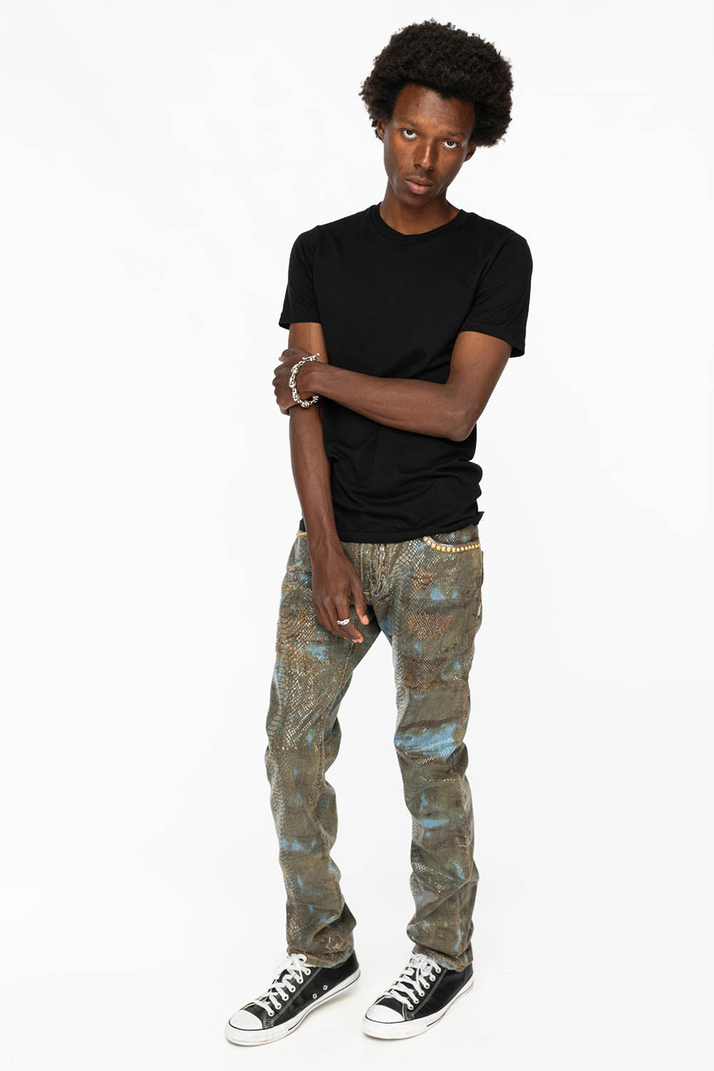 MENS CLASSIC 5 POCKET STRAIGHT LEG JEANS IN REPTILE WASH WITH STUDS AND CRYSTALS - Image 4