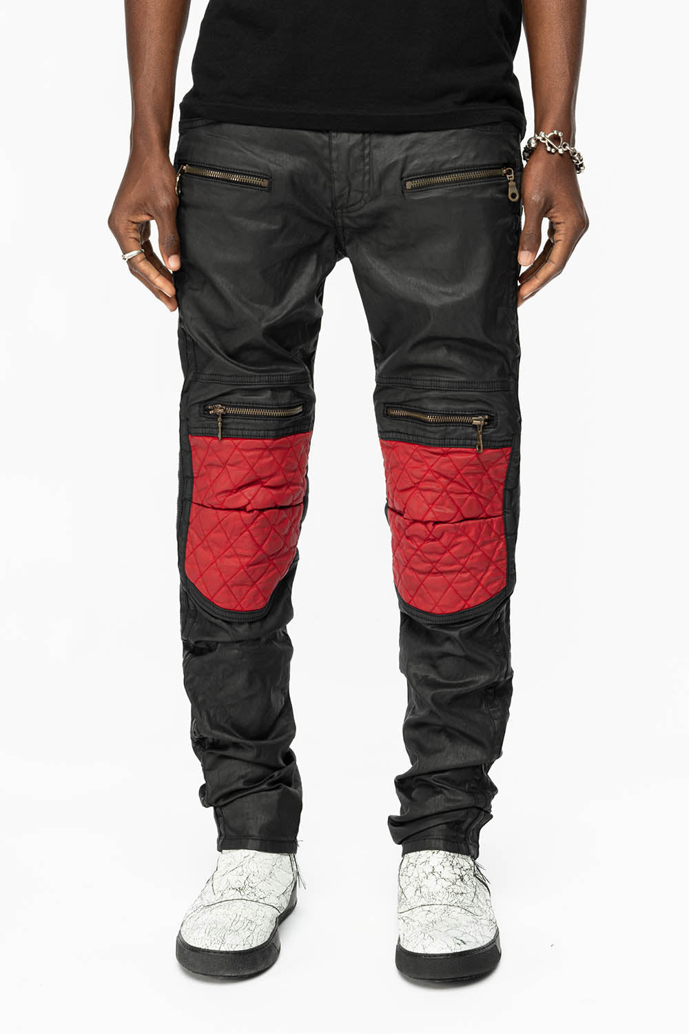 MENS BIKER JEANS IN DY FABRIC IN BLACK WASH WITH RED INSERTS