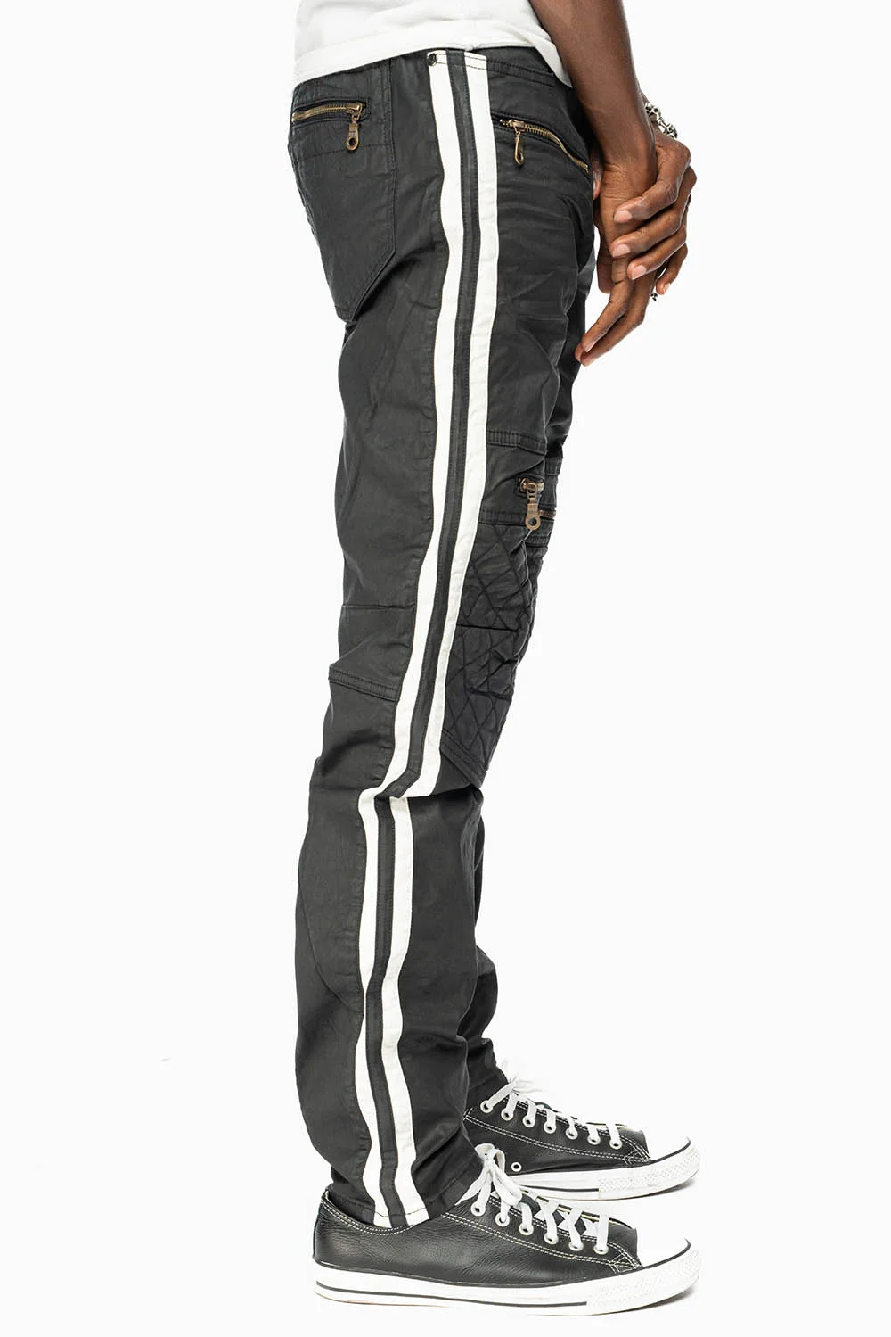 MENS BIKER JEANS IN BLK DY FABRIC WITH WHITE STRIPES - Image 3