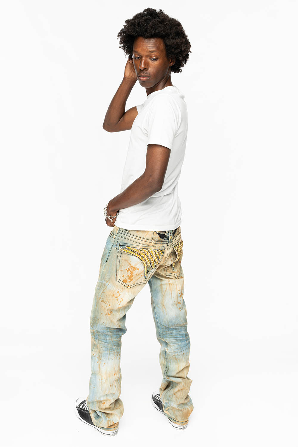 KILLER FLAP STRAIGHT LEG JEANS WITH CRYSTALS AND NAILHEAD IN TRAVELER WASH