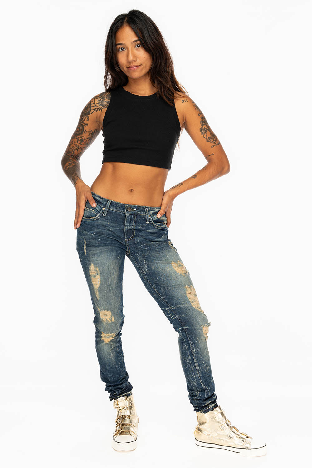 WOMENS RIPPED MID RISE SKINNY JEANS IN 4D DARK BROKEN WASH WITH CRYSTAL EMBELLISHMENT - Image 2