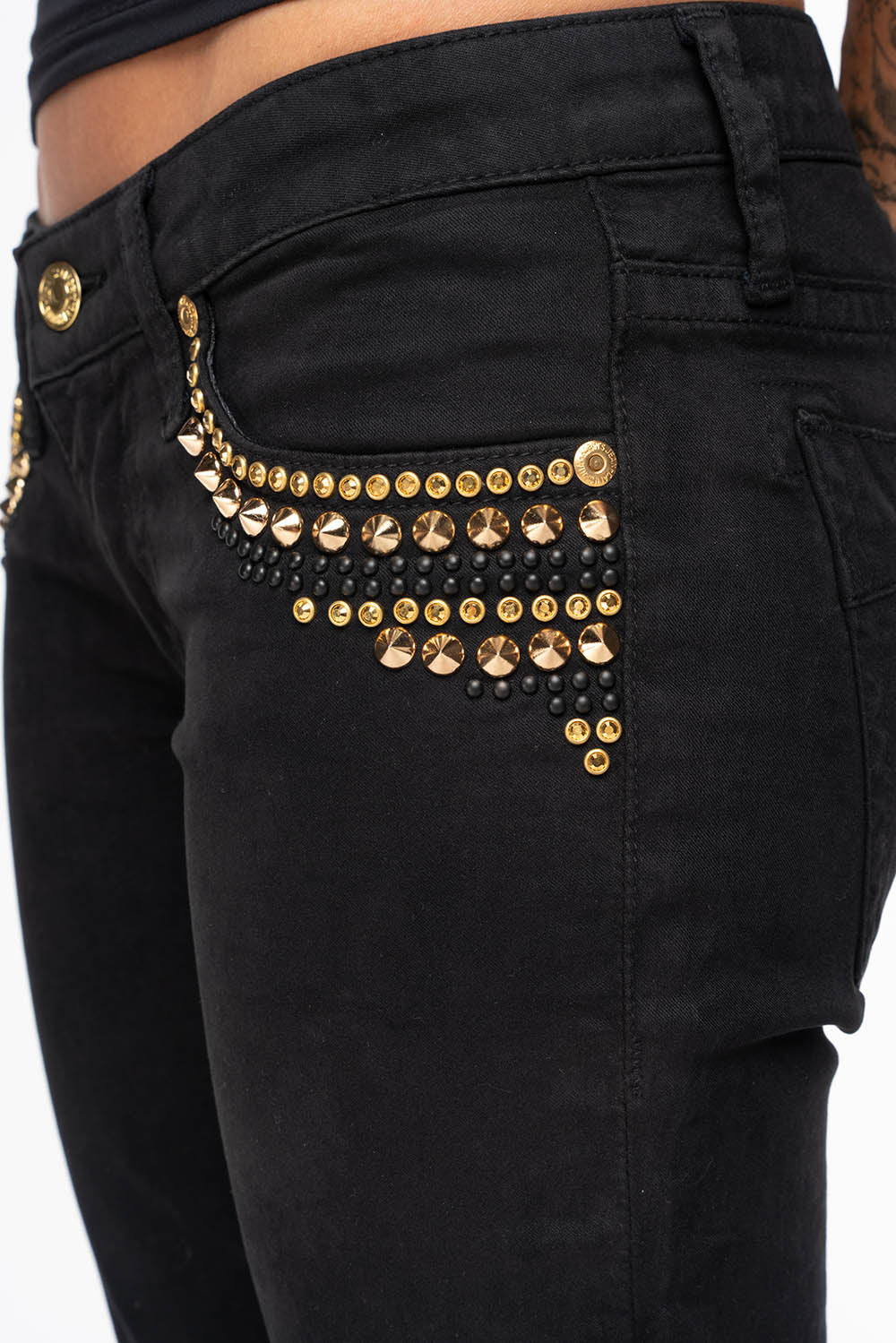 MARILYN WOMENS SKINNY JEANS IN PURE BLK WITH GOLD WINGS EMBELLISHED WITH CRYSTALS & STUDS - Image 2