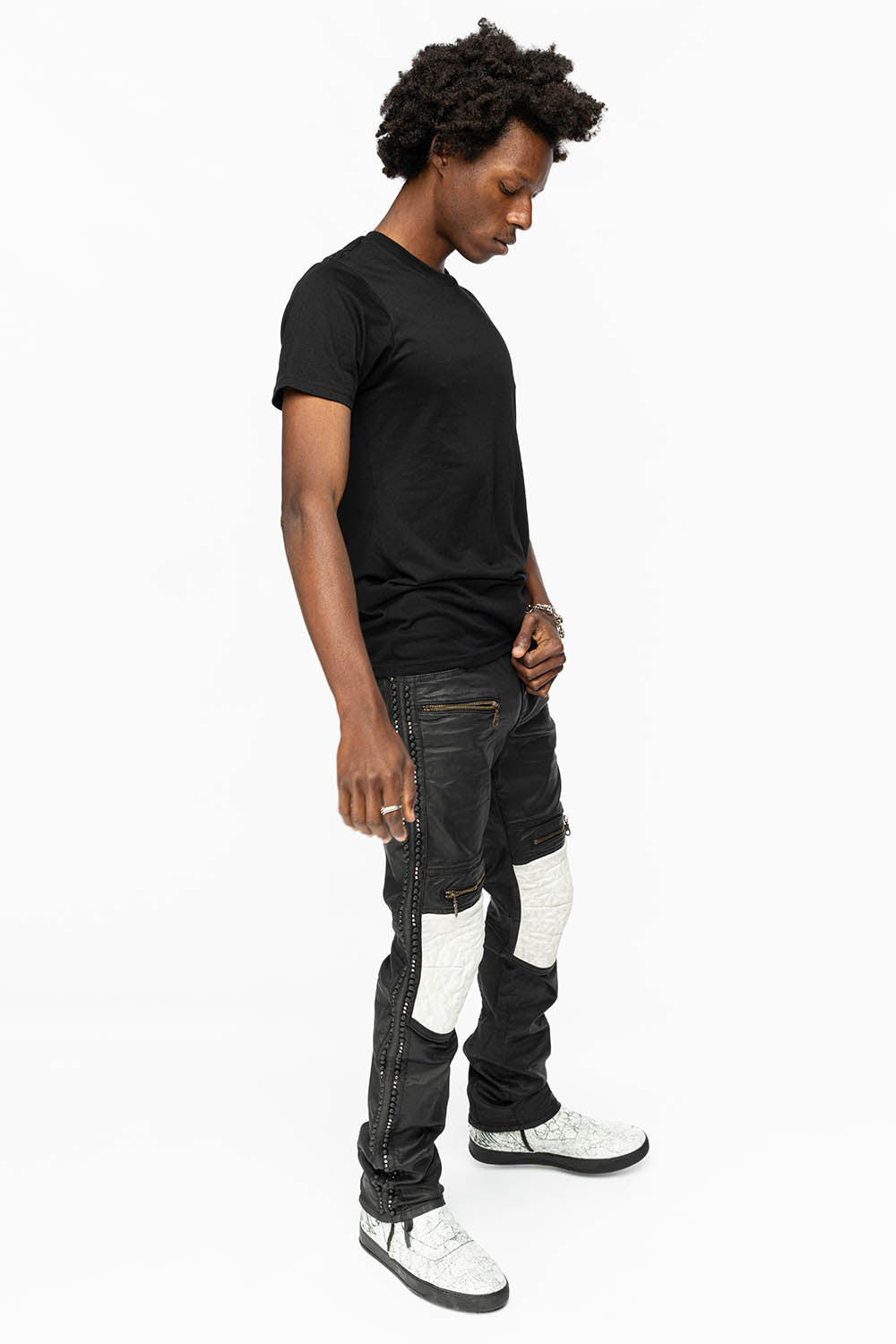 MENS BIKER JEANS IN DY FABRIC IN BLACK WASH WITH WHITE INSERTS WITH STUDS AND CRYSTALS - Image 2