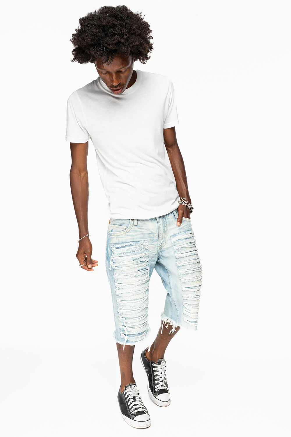 MENS DESTROYED SHORTS WITH FLAP POCKET IN 5D LIGHT WASH WITH CRYSTALS - Image 7