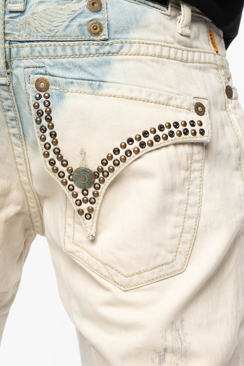 MENS SHORT WITH FLAP POCKETS IN COLOR BROKEN BACKING WASH WITH CRYSTALS AND STUDS - Image 4