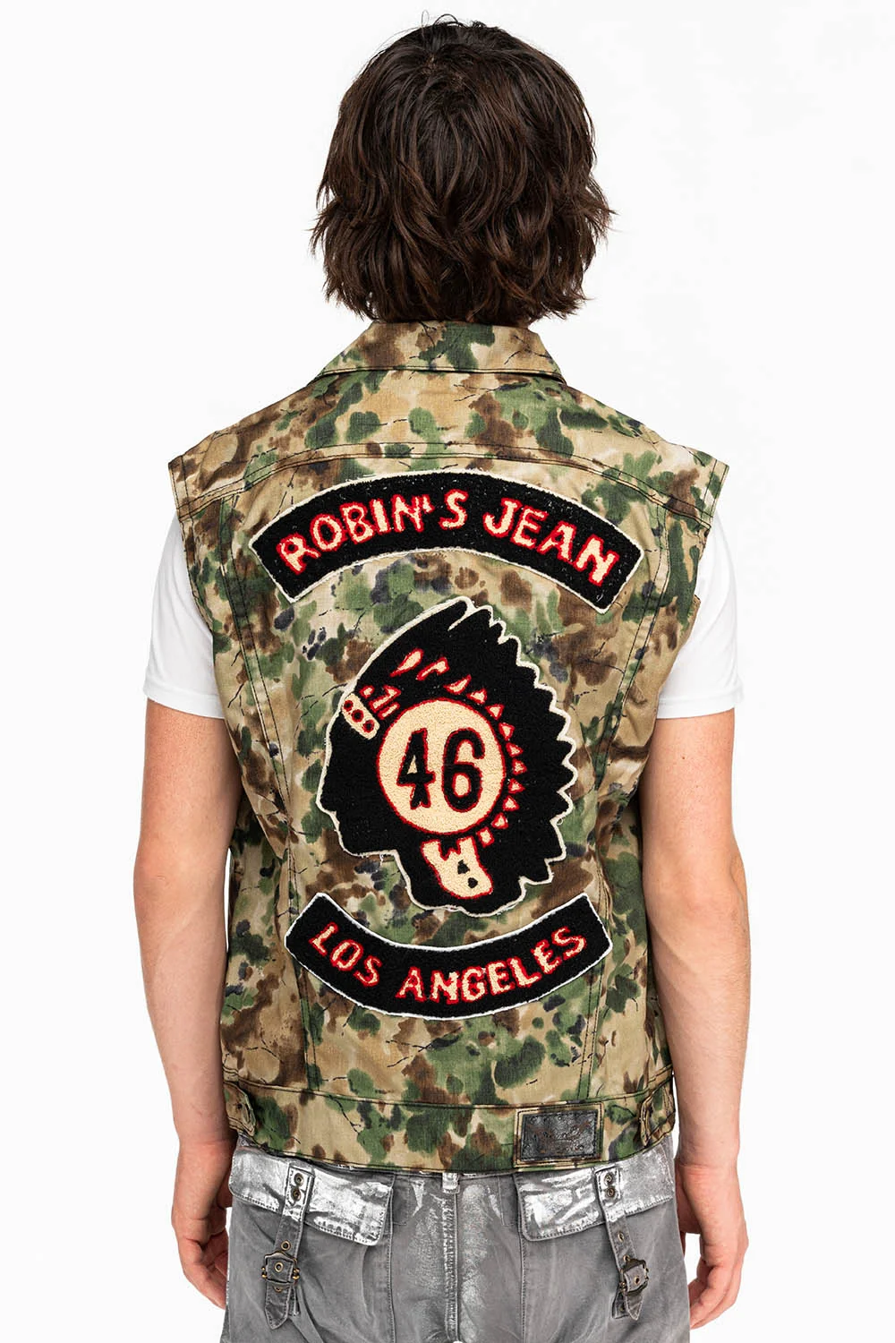 MENS VEST WITH PATCHES IN CAMO GREEN - Image 2