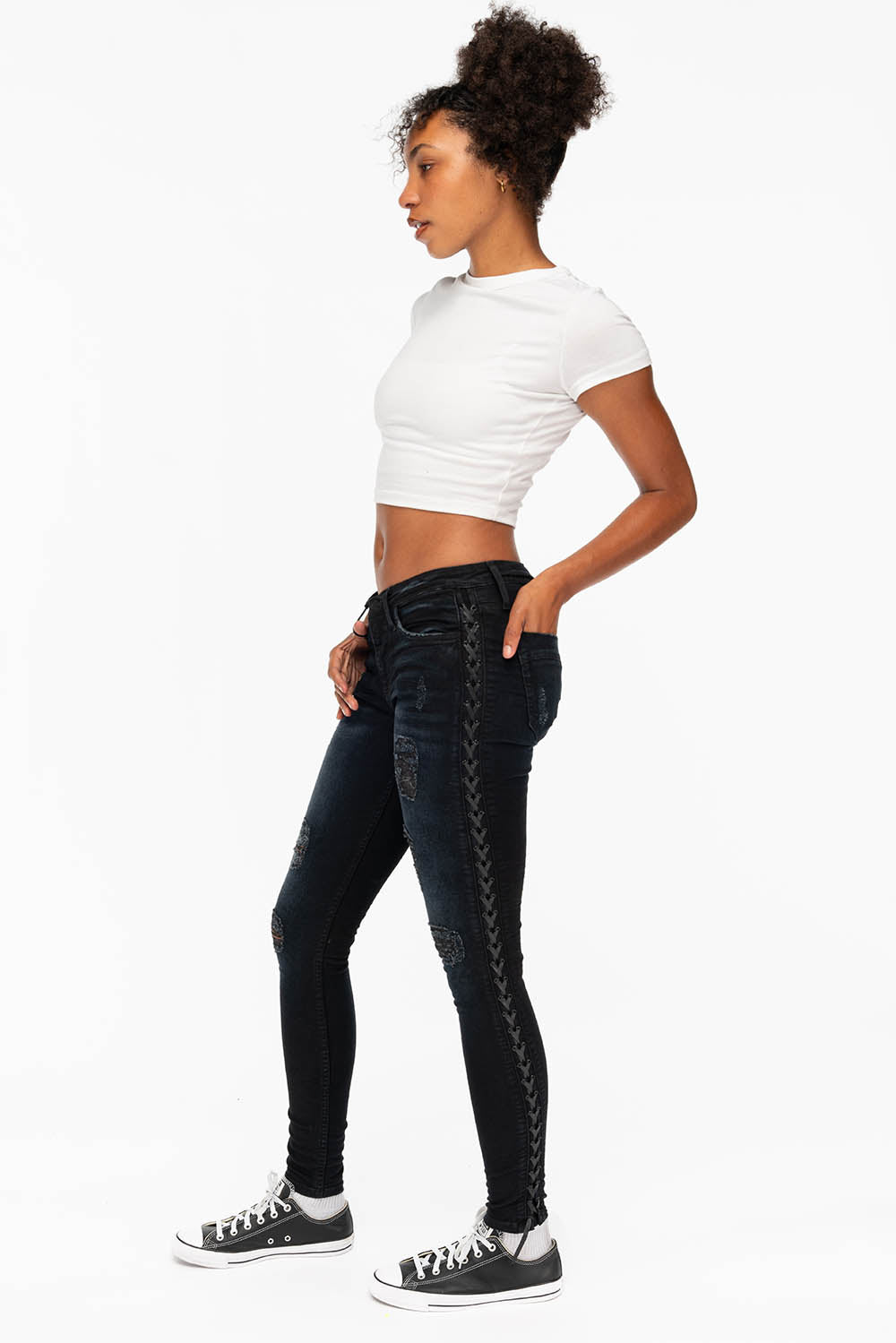 ROBIN'S WOMENS SKINNY MOTO JEANS IN F_D UP BLACK - Image 6