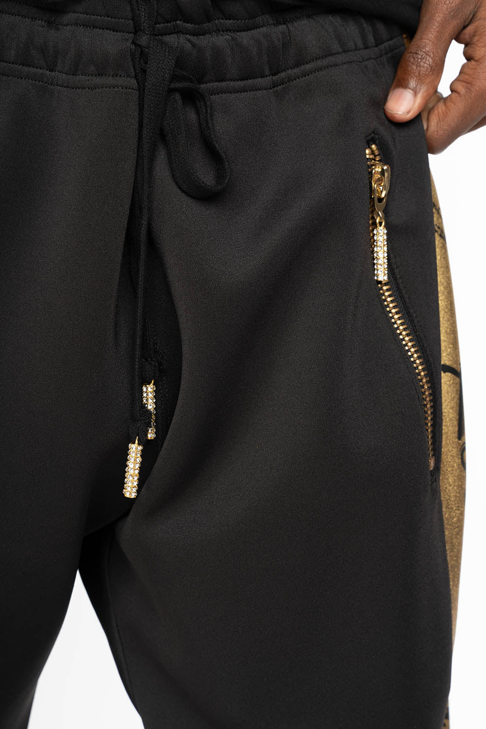 ROBIN TEAM JOGGER IN GOLD ON BLACK - Image 8