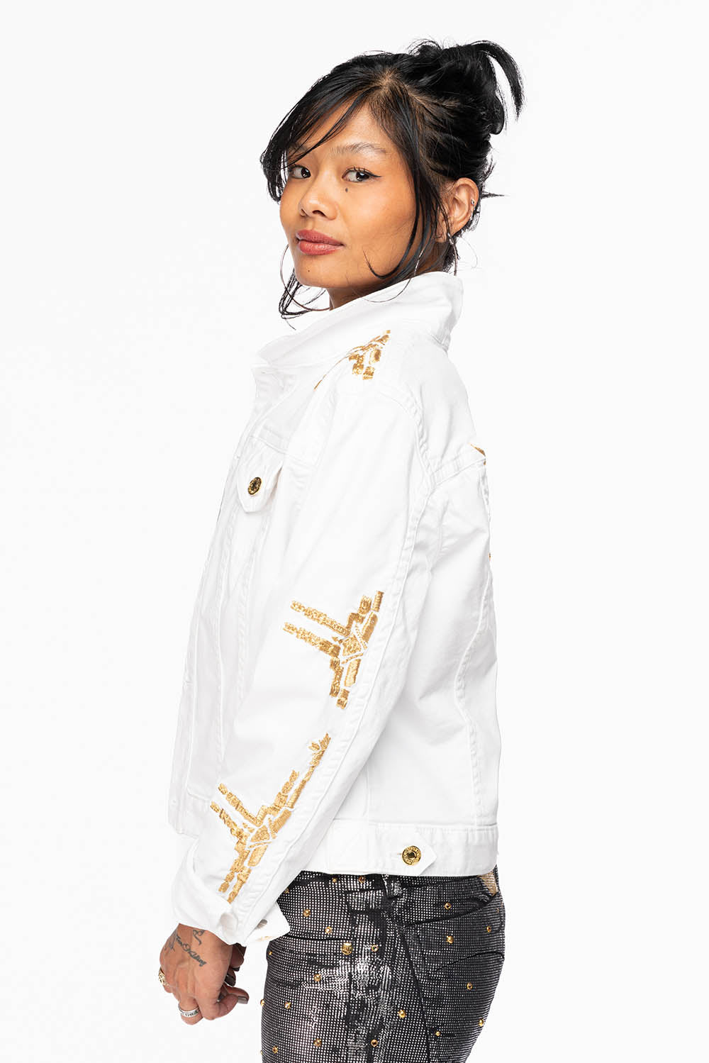 ROBIN'S JEAN DENIM JACKET IN CHAPA WHITE - Image 3