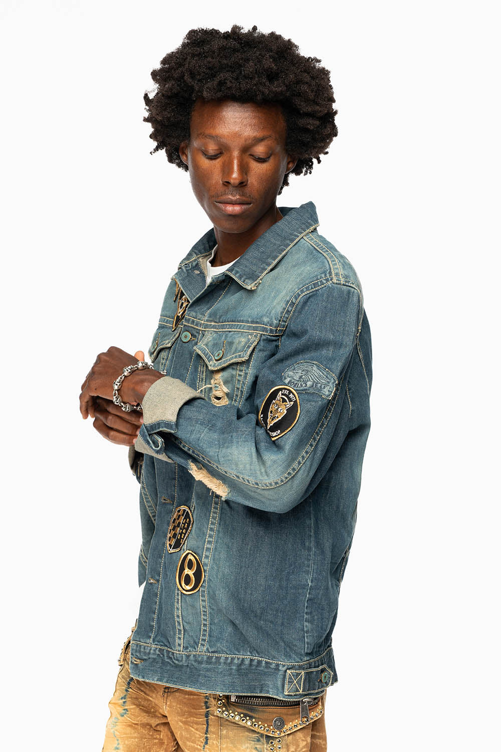 ROBINS MOTORCYCLE CLUB DENIM JACKET IN SMOKY BLUE BROKEN WASH WITH MULTIPLE  PATCHES - Image 3