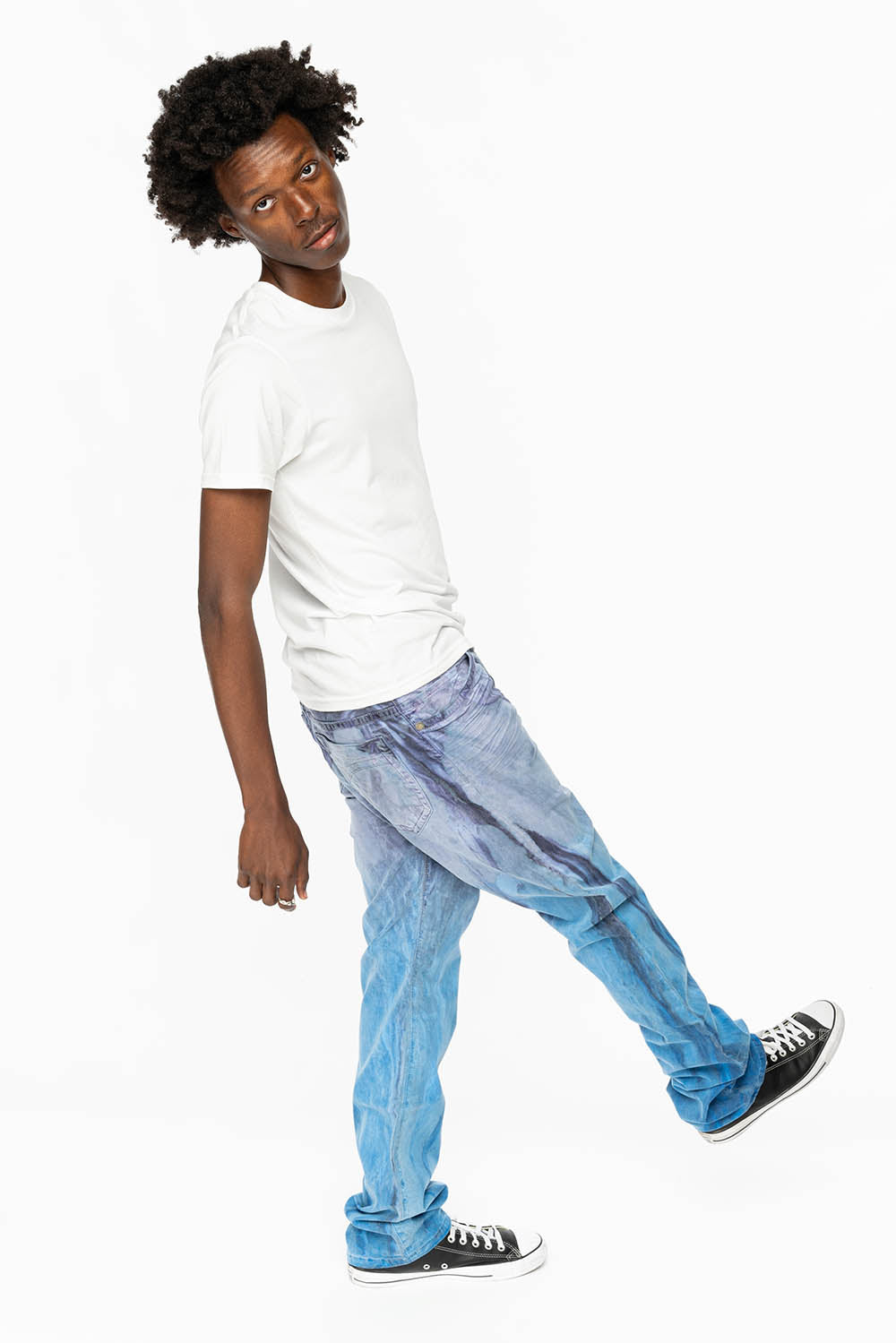 CLASSIC 5 POCKET STRAIGHT LEG JEANS IN FIRE BLUE - Image 6