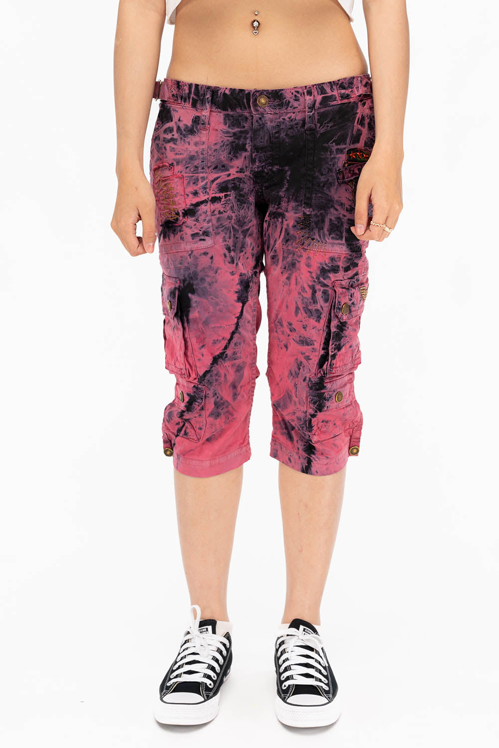 MILITARY STYLE ASSORTED PATCH WOMENS CARGO SHORTS IN TYE DYE PINK AND BLACK WASH - Image 2
