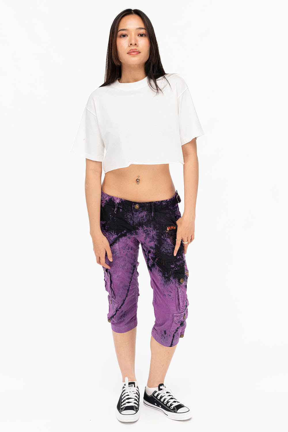 MILITARY STYLE ASSORTED PATCH WOMENS CARGO SHORTS IN TYE DYE PURPLE AND BLACK WASH - Image 2
