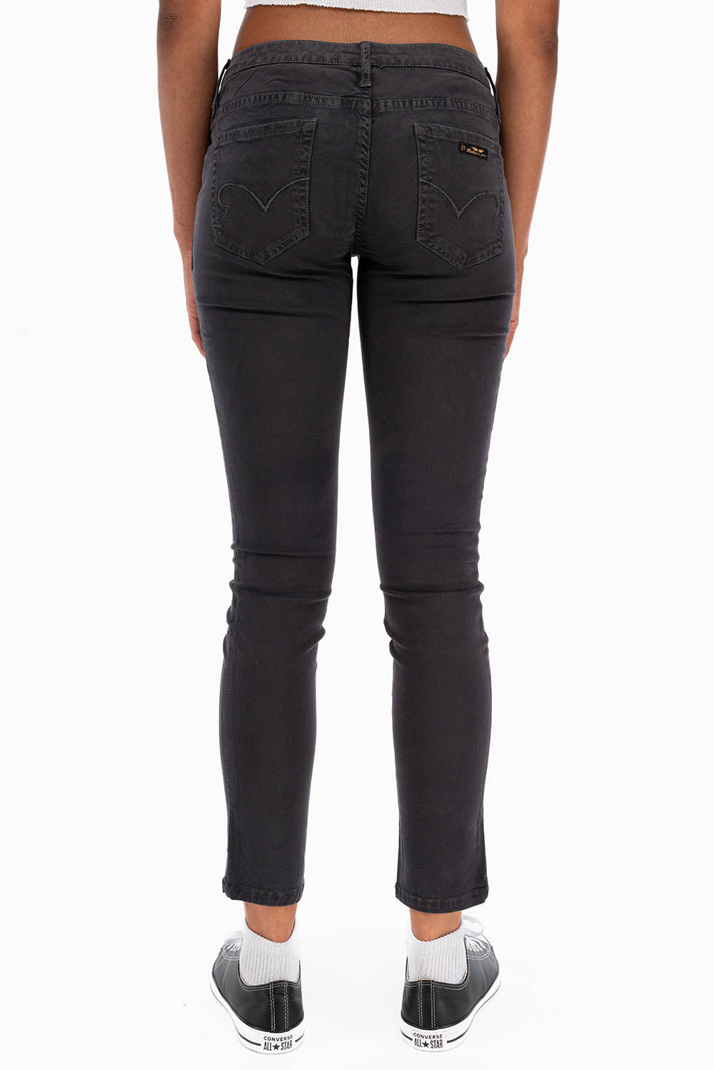 ROBIN'S NAT SKINNY LOW RISE WOMENS SKINNY JEANS IN CHARCOAL WITH TONAL EMBROIDERY AND LOGO - Image 4